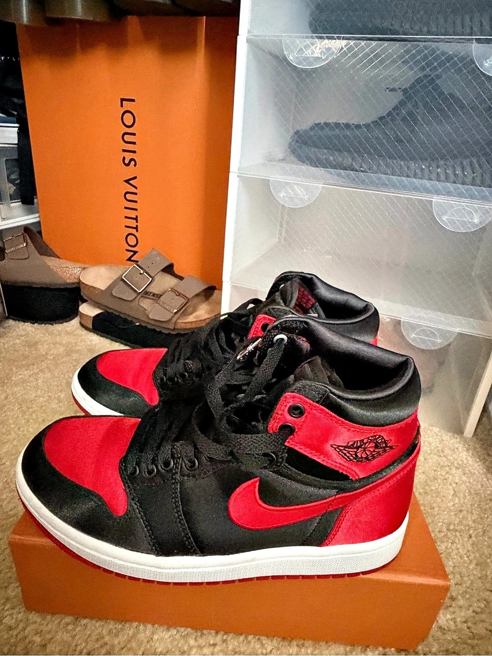 Nike Air Jordan 1 High Top Sneakers in Black & Red Like New